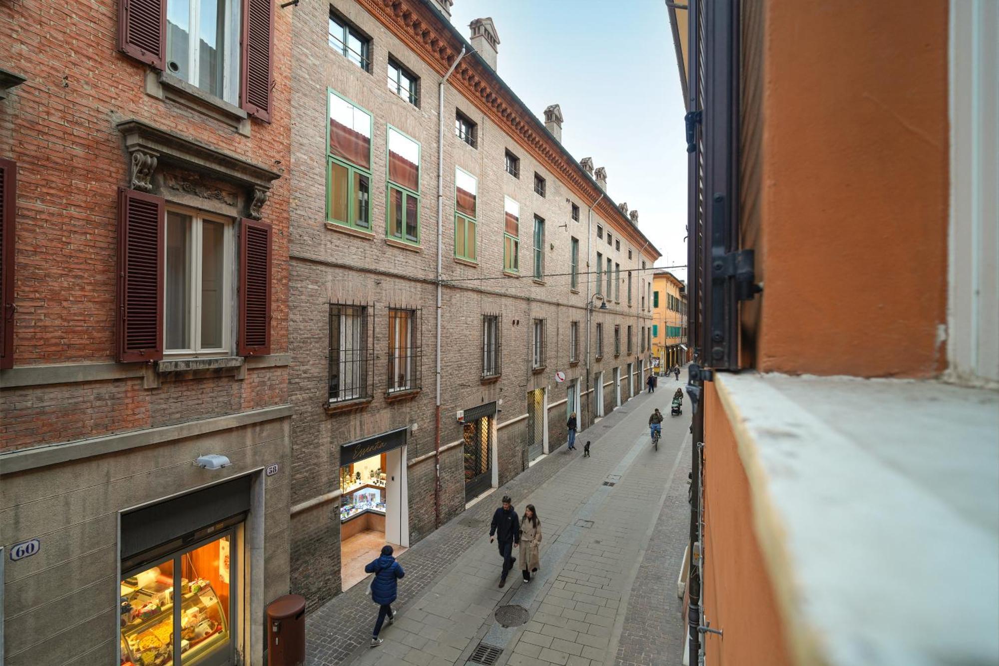My Loft Aparthotel Ferrara Exteriör bild