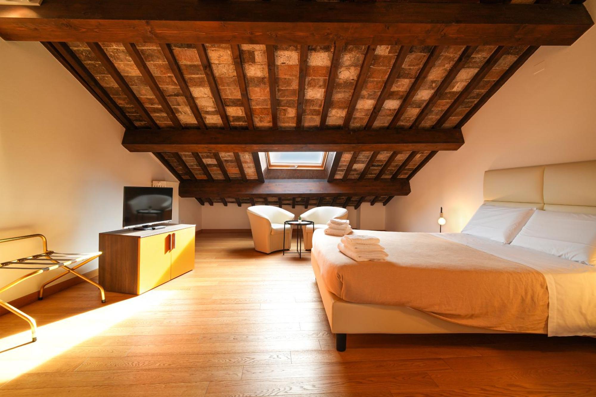 My Loft Aparthotel Ferrara Exteriör bild
